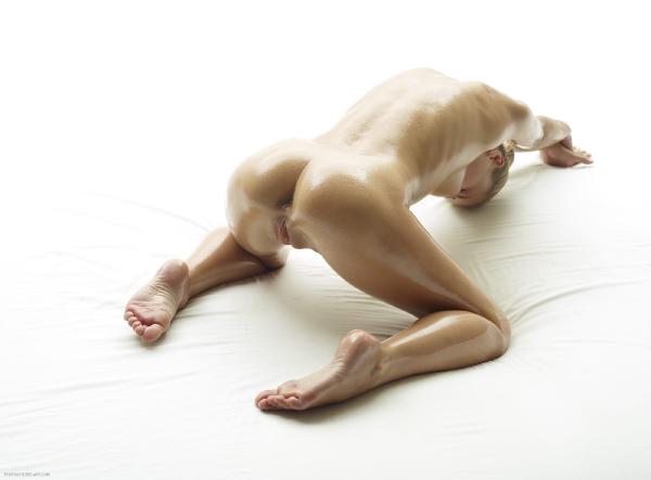 Darina L sex show #19