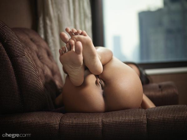 Hiromi suka telanjang #16